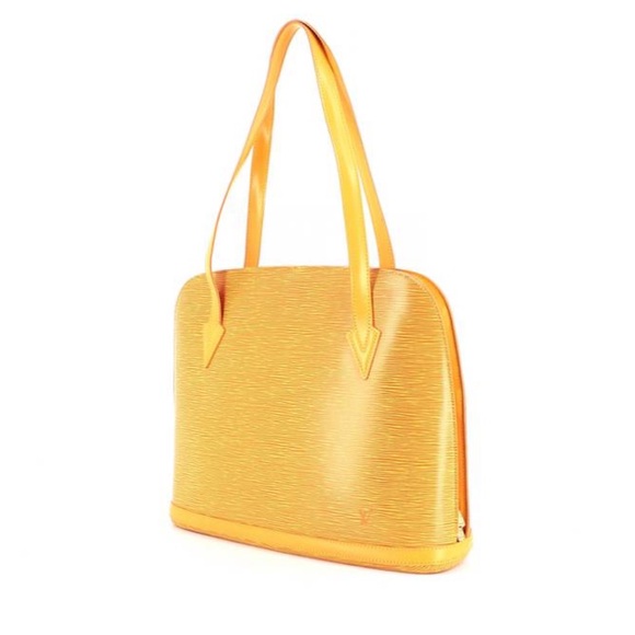 Louis Vuitton Handbags - AUTH✅ LOUIS VUITTON EPI LUSSAC SHOULDER BAG YELLOW